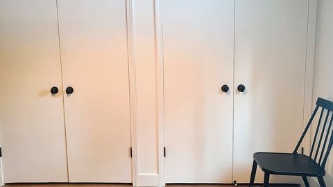 The closet doors reveal ...