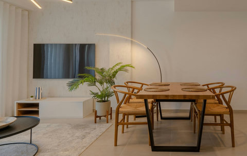 Living & dining area