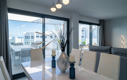 Living & dining area