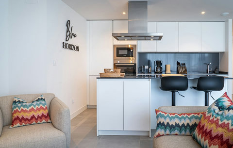 Living area & kitchen