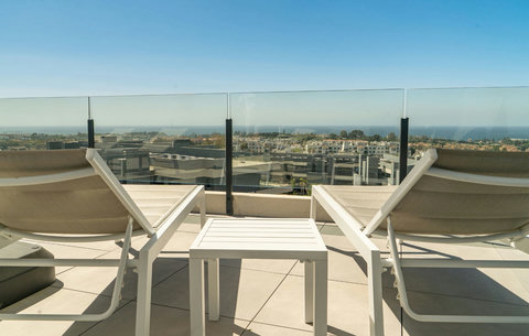 Roof terrace & sea view