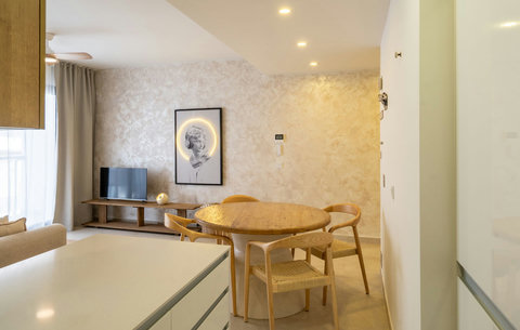 Living & dining area