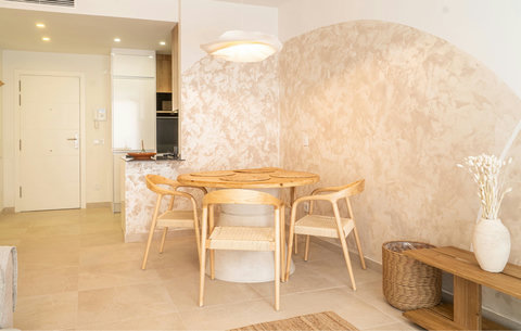 Living & dining area