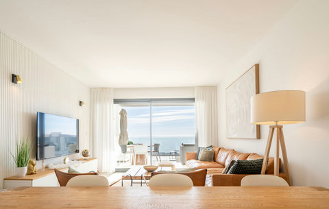 Dining & living area