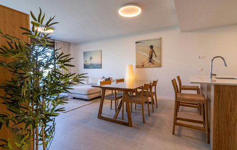 Living, dining & kitchen area