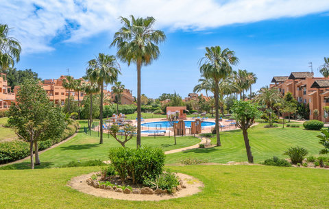 Community gardens and swimming pool