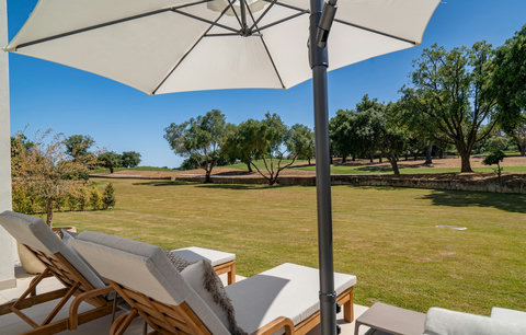 Terrace, garden & golf