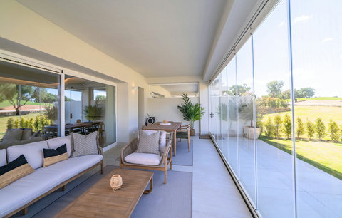 Terrace & views