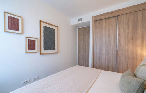 Second bedroom