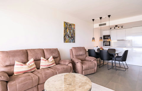 Living room & dining