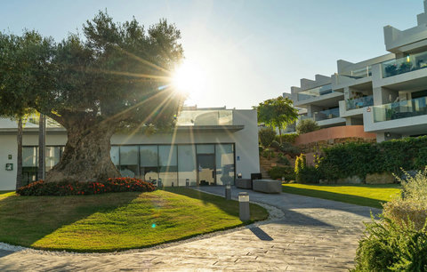 Communal facilities & gymnasium