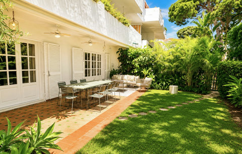 Private garden
