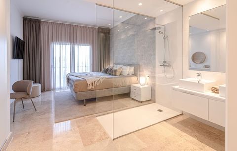 Master bedroom & en-suite