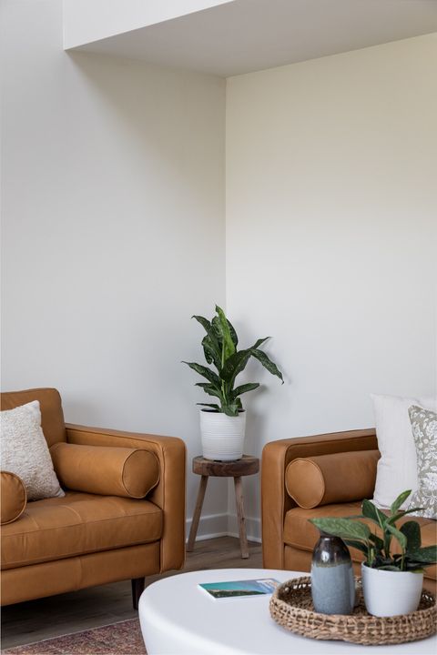 Lots of seating and tables for the whole group to gather