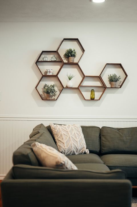 Large sectional couch seats 6