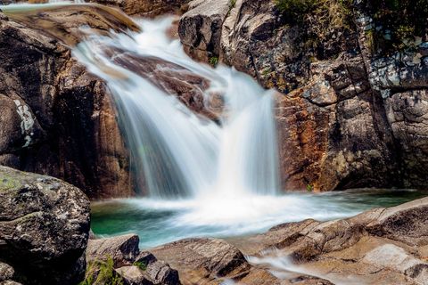 Penedo Furado waterfalls