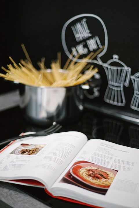 We provide pots, pans, basic cooking utensils, and Italian cuisine books, so you can prepare delicious meals using our excellent electric stove.