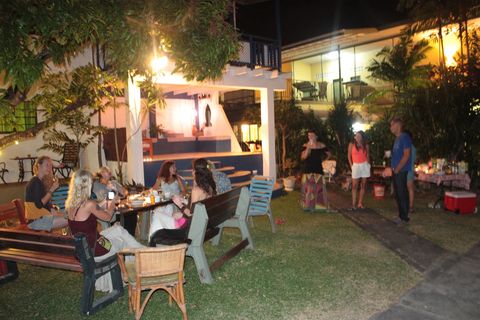 Tropical nights, great company, and a BBQ under the stars! ✨ At Bananaquit, we believe the best moments are shared—laughter, good food, and a drink (or two) in the garden. Come for the sunshine, stay for the vibes!  