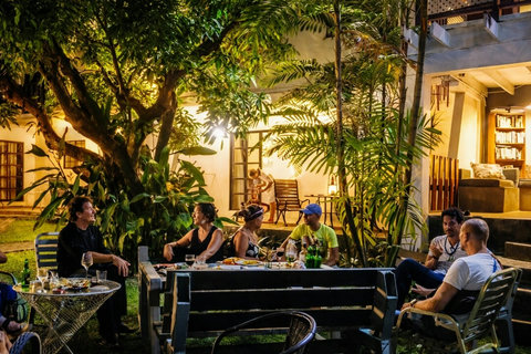 Step into our lush backyard and welocming oasis in Crown Point, where guests gather to sip coffee,  share stories or simple unwind in the afternoon shade after a day on the beach. Its the heart of Bananaquit, bringing people together.