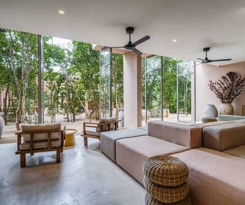 Jungle Lounge