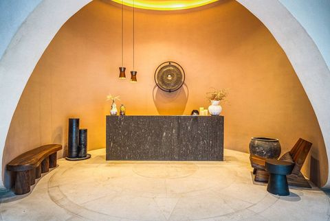 Lobby and Entrance
