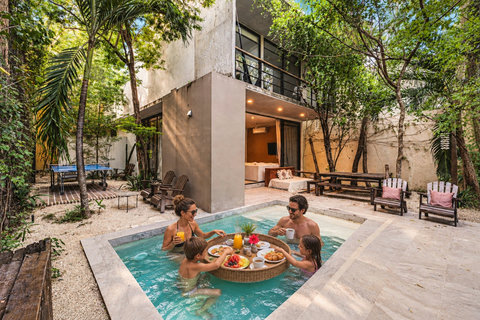 Enjoy Your Floating Breakfast