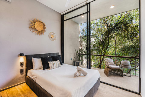 Double Size Bedroom on 2nd Floor with AC and Balcony Access
