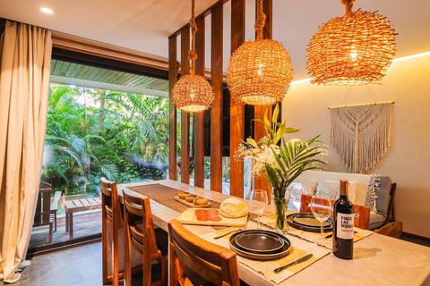 Dining Area with Kitchen Island