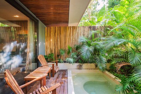 Private Plunge Pool