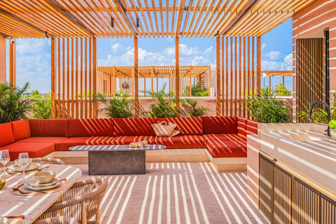Unit 2 - Private Rooftop Dining and Lounge