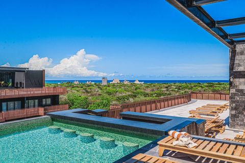 View onto the Beach from the Large Rooftop Pool