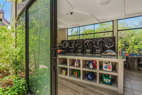Free Laundry onsite