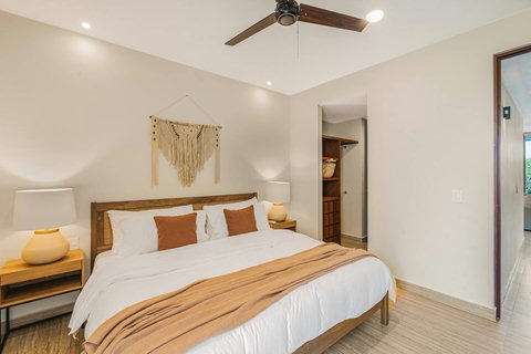 Brand new King Size beds in both bedrooms