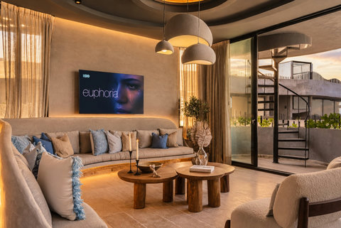 Imagine Staying in This Salon