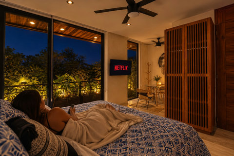 Some Cosy Moments at Night