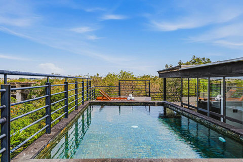 Common Area Pool