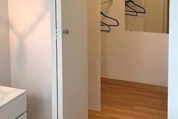 Walk In Closet 