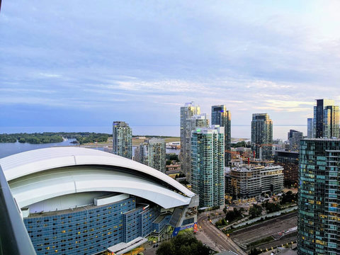 Unwind with a glass of wine and stunning skyline views.