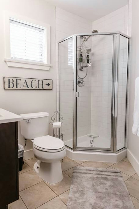 Main floor bathroom
