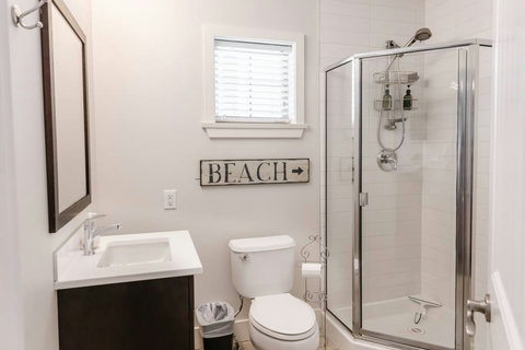 Main floor bathroom