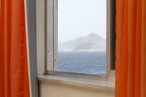 View from bed, and even it is in a high floor (8Th), we have anti-noise window!