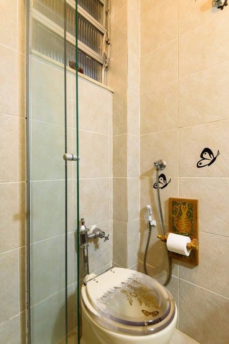 hygienic shower available