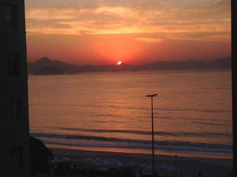 Que emoção quando o sol aparece!
What a thrill when the sun appears!