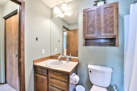 Bathroom #1, Upper level, bath is a 4 piece shower/tub combo