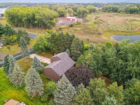 Rural setting, yet close to Stillwater, Woodbury, St Paul