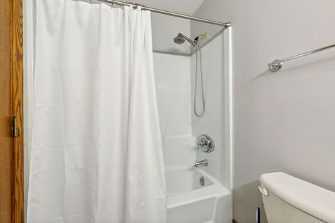 Full bath