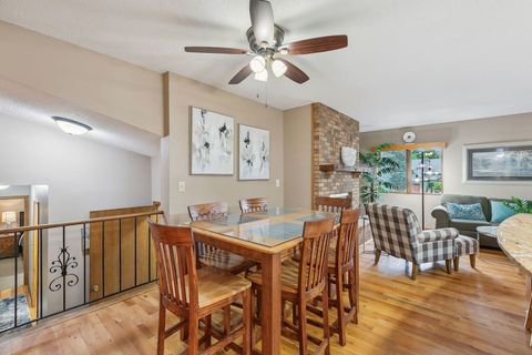 Kitchen dining table