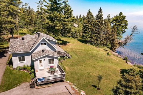 Overhead view of the kitchen deck.