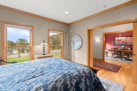 Bedroom 2 - Queen Bed, Main floor bedroom with lake view