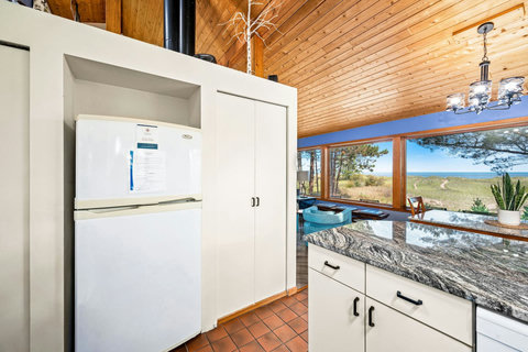 Oversize picture window with view of Lake Superior